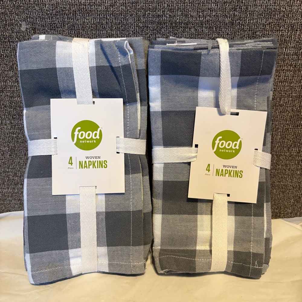 Food Network Gray And White Gingham 8 Piece Woven Dinner Napkins 20x20 NEW NWT